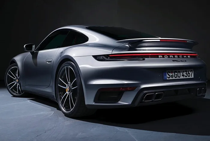 Novi Porsche 911, 2023
